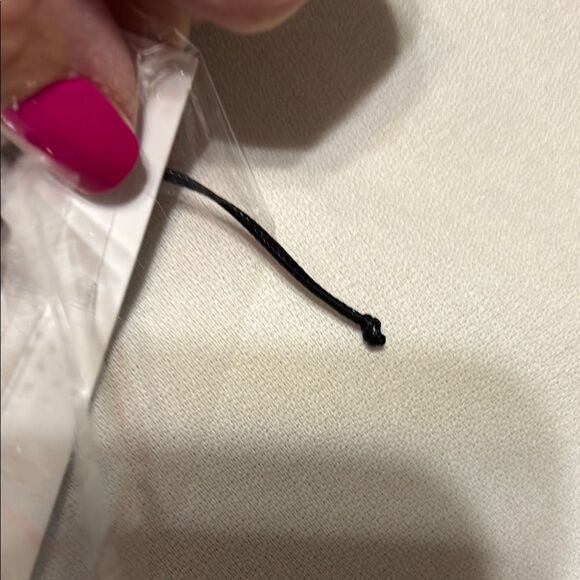 Plunder Pineapple Charm Adjustable Bracelet - Picture 5 of 5